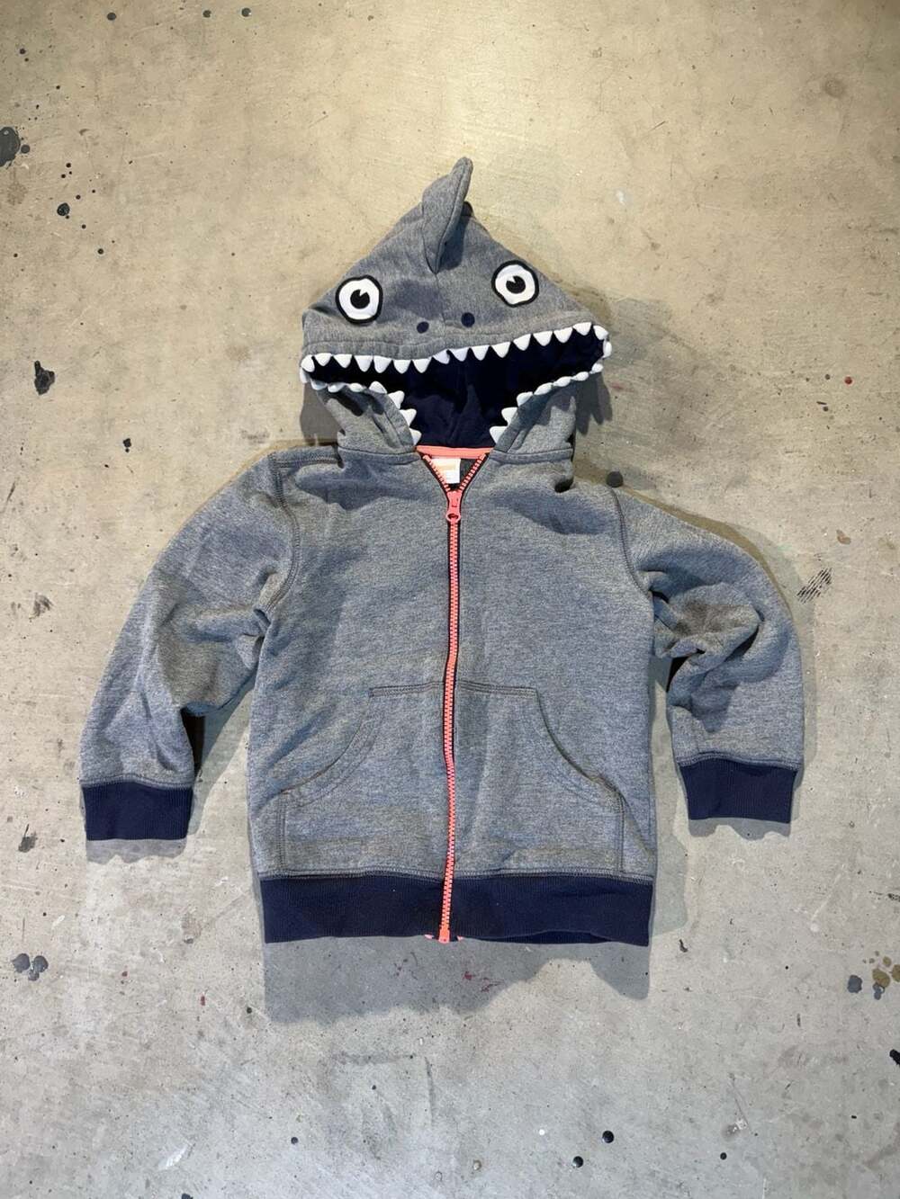 Gymboree Gray Shark Zip-Up Hoodie with Teeth Hood Size 5T